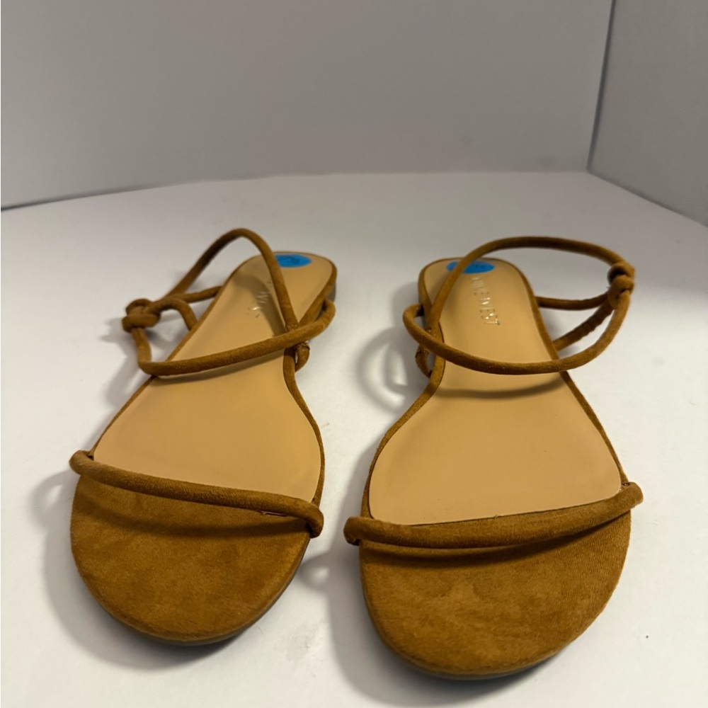 Nine West Brown Strappy Pull On Sandals Women’s 7.5